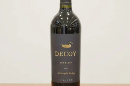 ภาพ Decoy Limited Alexander Valley Red Blend 2021 / 1 ลัง 12 ขวด 14,990 บาท ประกอบบทความ มุมที่ 1