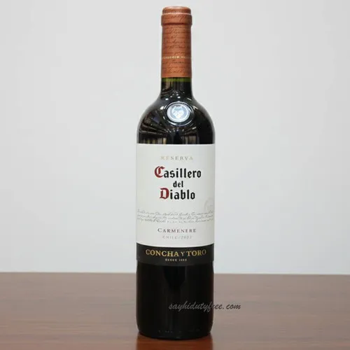 Casillero del Diablo Carmenere 2022 / 1 ลัง 12 ขวด มุมที่ 1 ภาพ Casillero del Diablo Carmenere 2022 / 1 ลัง 12 ขวด ประกอบบทความ มุมที่ 1