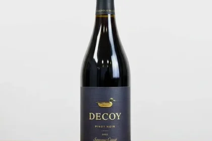 ภาพ Decoy Limited Pinot Noir Sonoma Coast 2022 / 1 ลัง 12 ขวด 14,990 บาท ประกอบบทความ มุมที่ 1