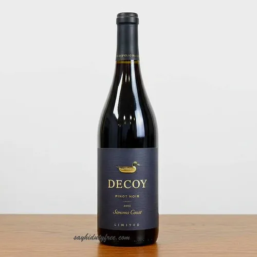 Decoy Limited Pinot Noir Sonoma Coast 2022 / 1 ลัง 12 ขวด 14,990 บาท มุมที่ 1 ภาพ Decoy Limited Pinot Noir Sonoma Coast 2022 / 1 ลัง 12 ขวด 14,990 บาท ประกอบบทความ มุมที่ 1